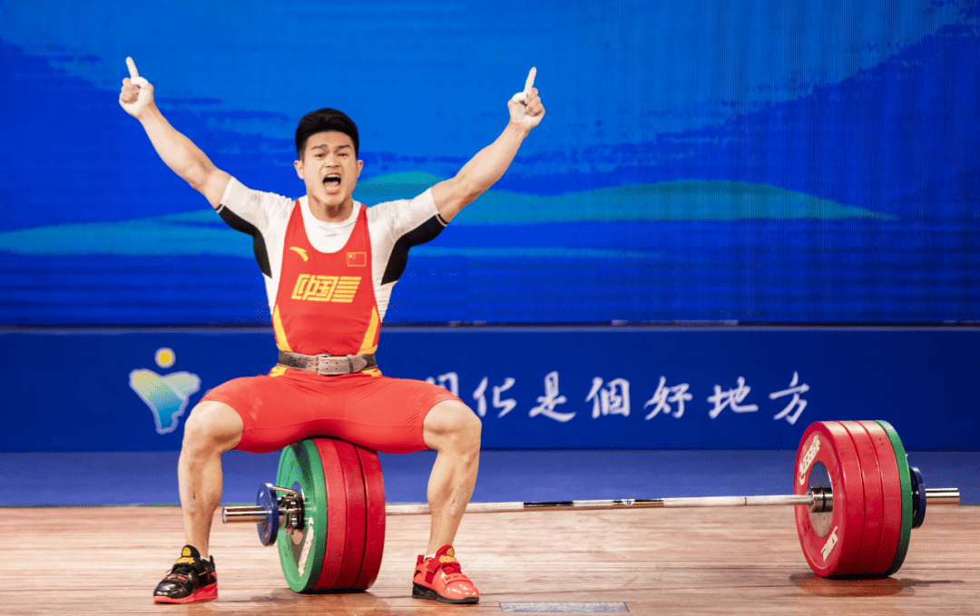 盧森堡男运动员重振旗鼓，力夺男子篮球金牌的简单介绍