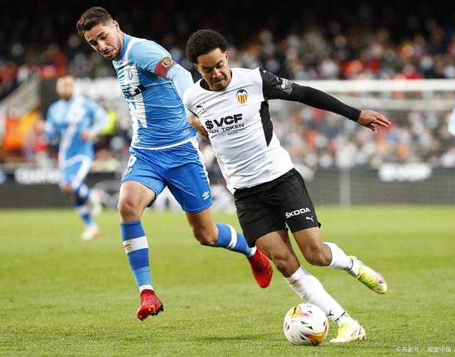 地铁队主场坐镇，击败巴伦西亚取得三分的简单介绍