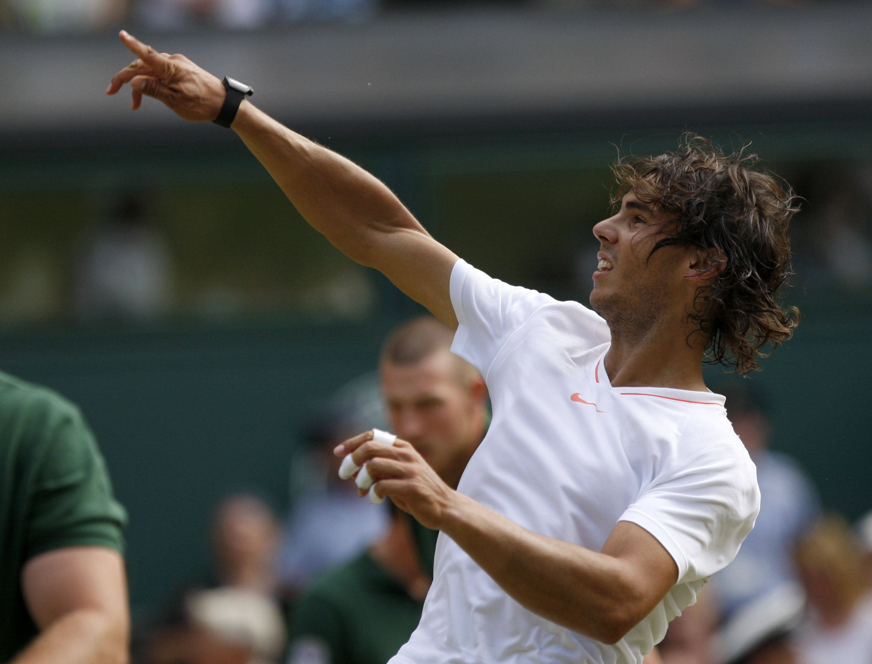 世界网球队绝杀意大利网球队，纳达尔送出助攻