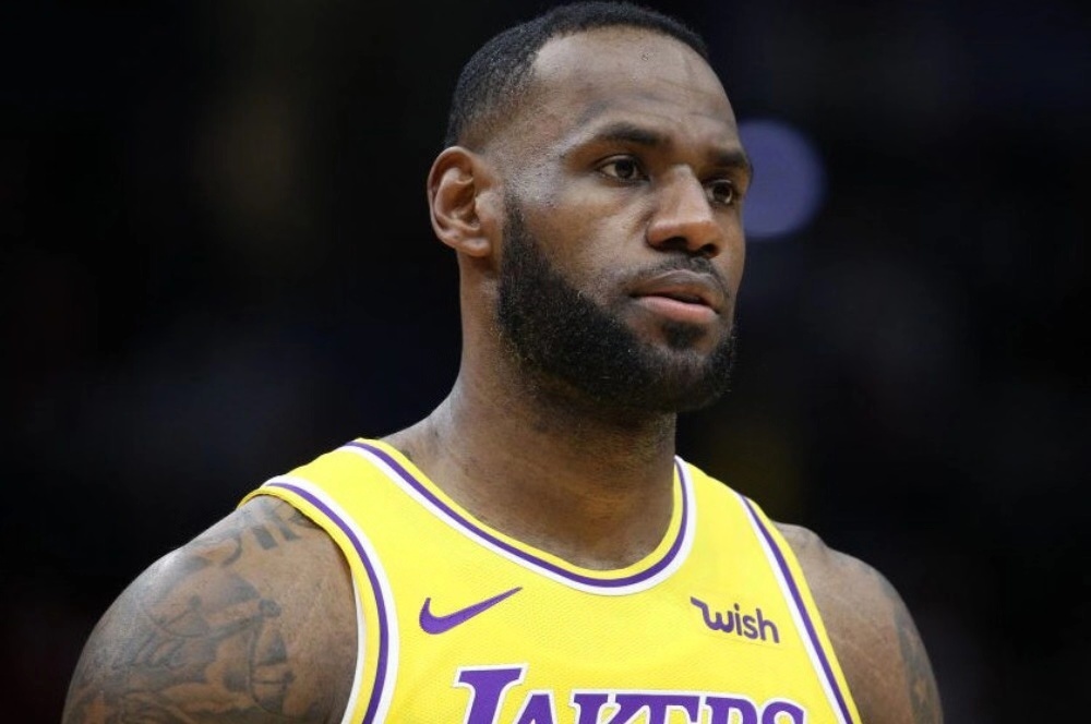 雄鹿大胜黄蜂，稳坐东部第一的简单介绍