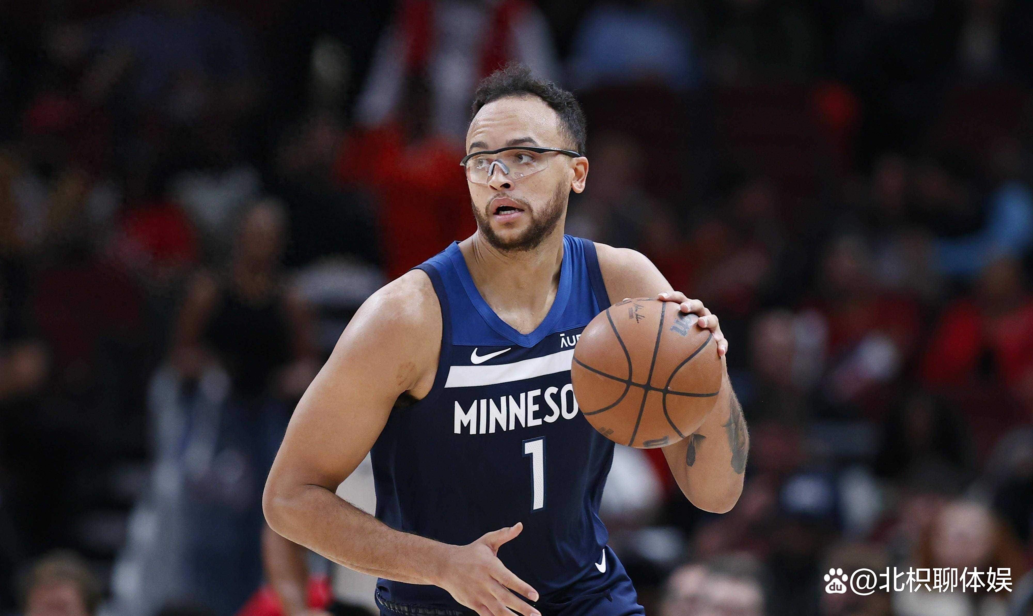 勇士主场大胜鹈鹕，取得四连胜的简单介绍