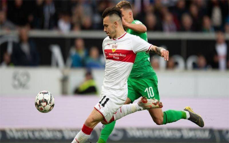 甘冈客场战胜对手，积分榜上升至中游位置