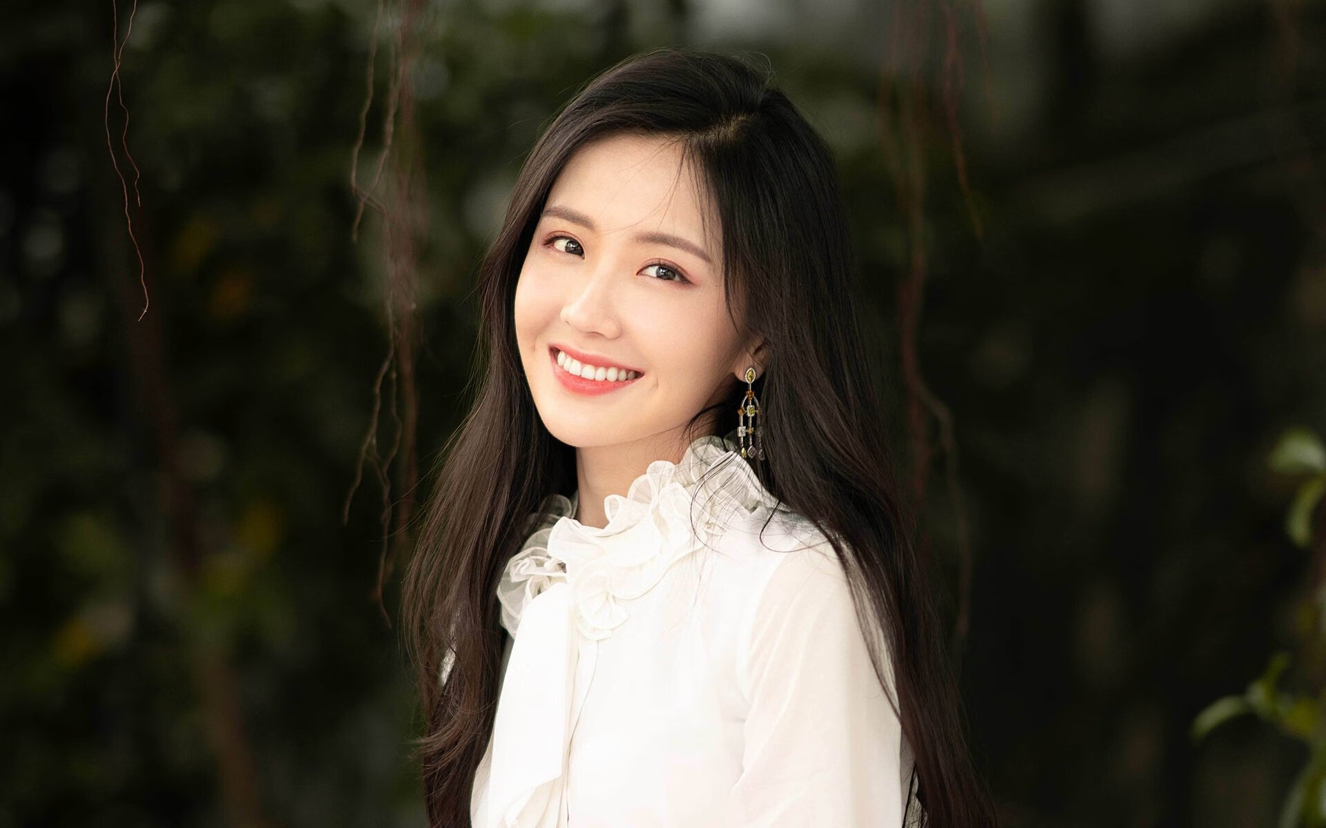 克莱焦点战重拾锋芒，凯尔特人主场击退黄蜂彰显团队实力