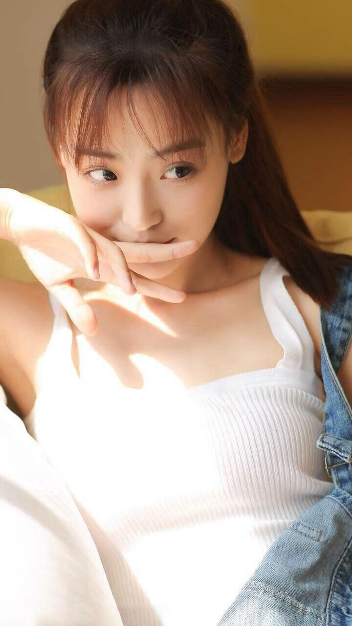 黄潜水艇击沉几内亚巨象，皮克用终场绝杀完成自我救赎